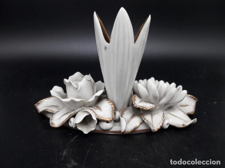 Antig&uuml;edades: Florero porcelana - Foto 3