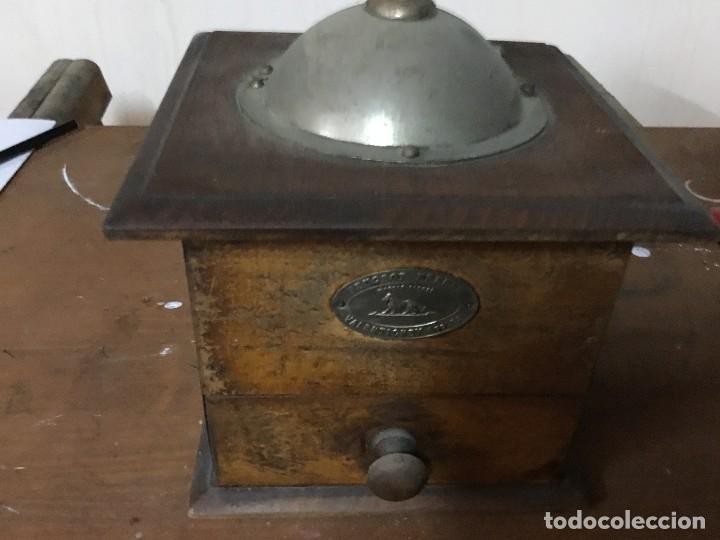 Antig&uuml;edades: molinillo peugeot - Foto 2