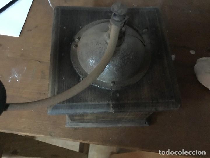 Antig&uuml;edades: molinillo peugeot - Foto 2