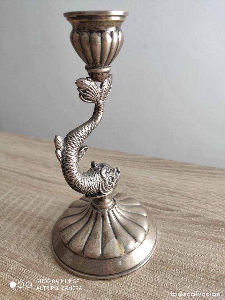 Antig&uuml;edades: Antiguo candelabro de plata con forma de pez - Foto 3