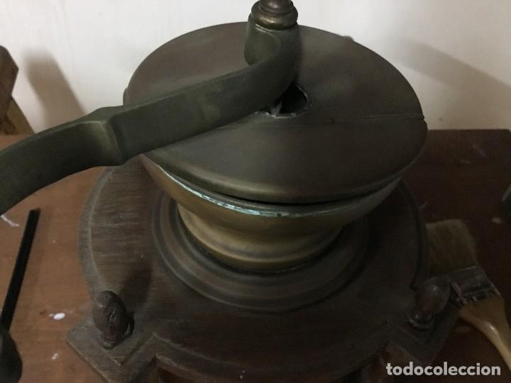 Antig&uuml;edades: MOLINILLO BELGA Antiguo