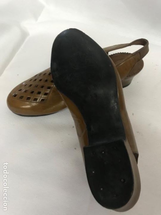 Antig&uuml;edades: Zapatos mujer - Foto 2