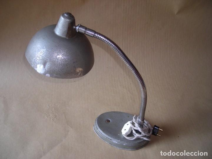 Antig&uuml;edades: lampara aluminio oficina - Foto 2