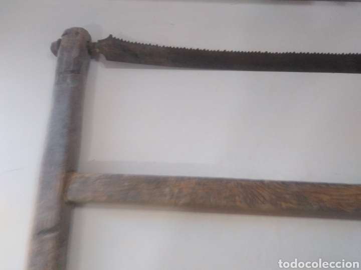 Antig&uuml;edades: Antigua sierra grande de madera - Foto 14