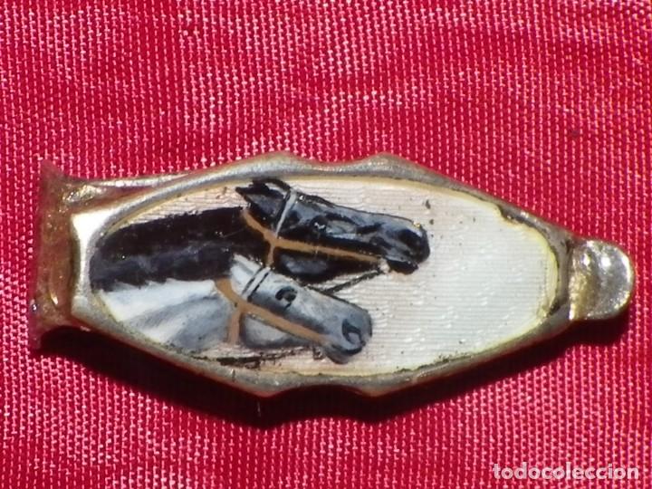 Antig&uuml;edades: Pinza billetera caballos esmalte y plata - Foto 1