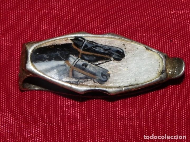 Antig&uuml;edades: Pinza billetera caballos esmalte y plata - Foto 2
