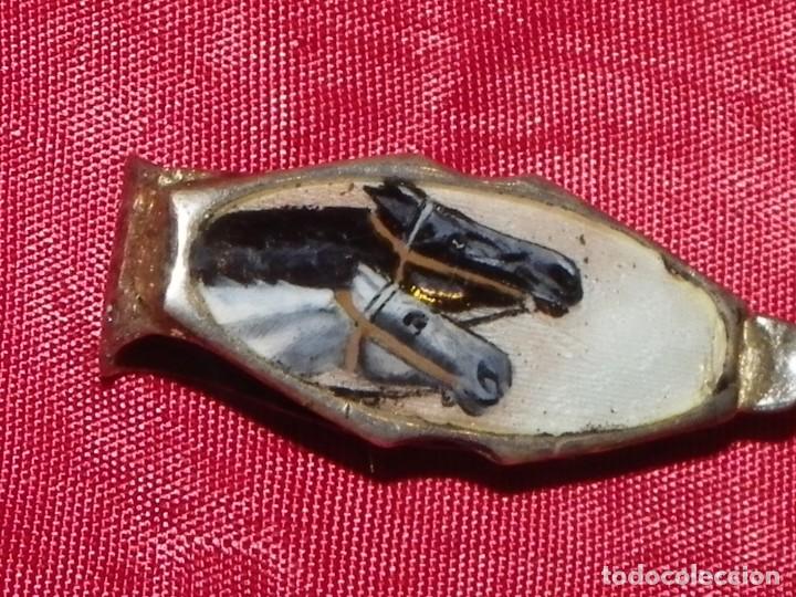 Antig&uuml;edades: Pinza billetera caballos esmalte y plata - Foto 6