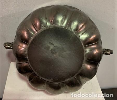 Antig&uuml;edades: Esta&ntilde;ol, recipiente de esta&ntilde;o. - Foto 3