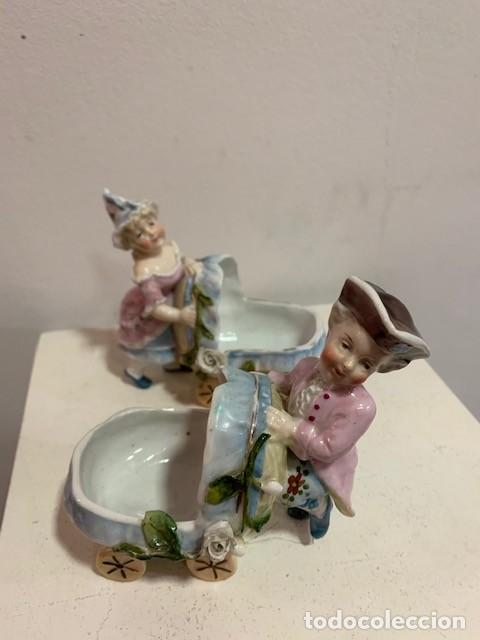 Antig&uuml;edades: Pareja de figuras de porcelanas - Foto 1