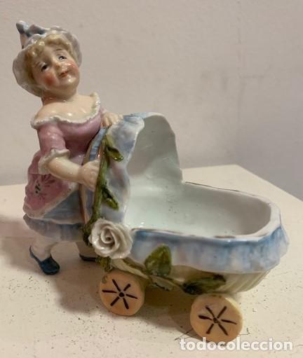 Antig&uuml;edades: Pareja de figuras de porcelanas - Foto 5