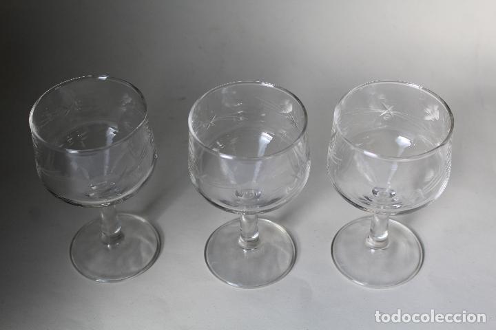 Antig&uuml;edades: 3 copas en cristal tallado spain - Foto 2