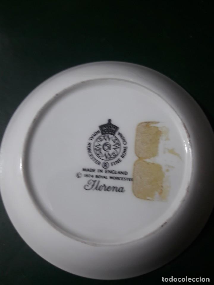 Antig&uuml;edades: Platito porcelana - Foto 2