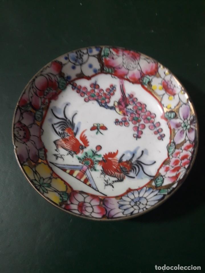 Antig&uuml;edades: Platito porcelana macau - Foto 1
