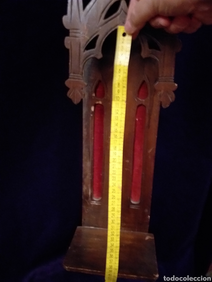 Antig&uuml;edades: Antigua capilla tallada en madera 71 cm - Foto 6
