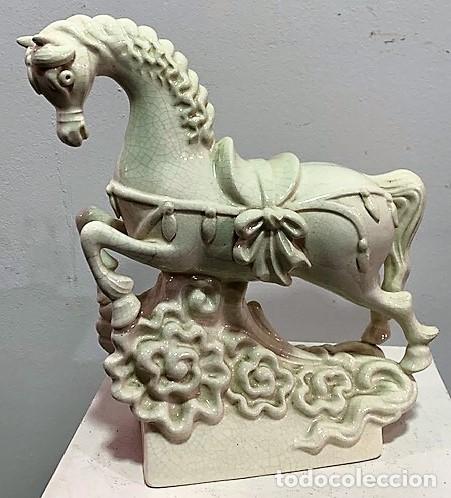 Antig&uuml;edades: Caballo de porcelana - Foto 4
