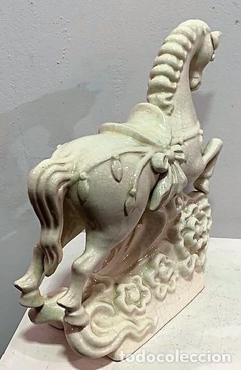 Antig&uuml;edades: Caballo de porcelana - Foto 7