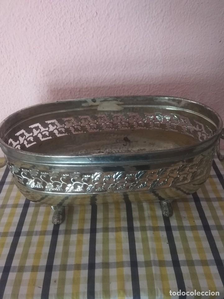 Antig&uuml;edades: Jardinera - Foto 1