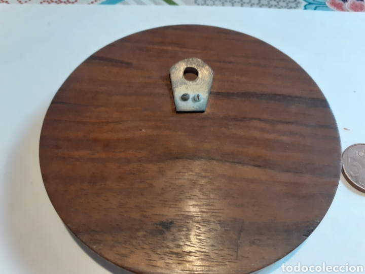 Antig&uuml;edades: Plato para colgar plata y madera con estuche - Foto 2