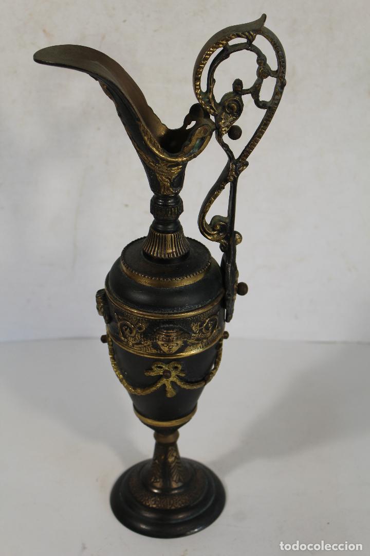 Antig&uuml;edades: jarron anfora de bronce - Foto 3