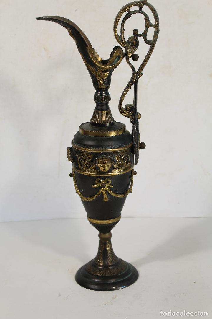 Antig&uuml;edades: jarron anfora de bronce - Foto 4