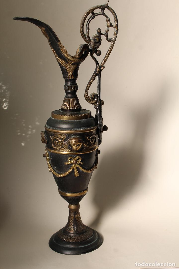 Antig&uuml;edades: jarron anfora de bronce - Foto 1