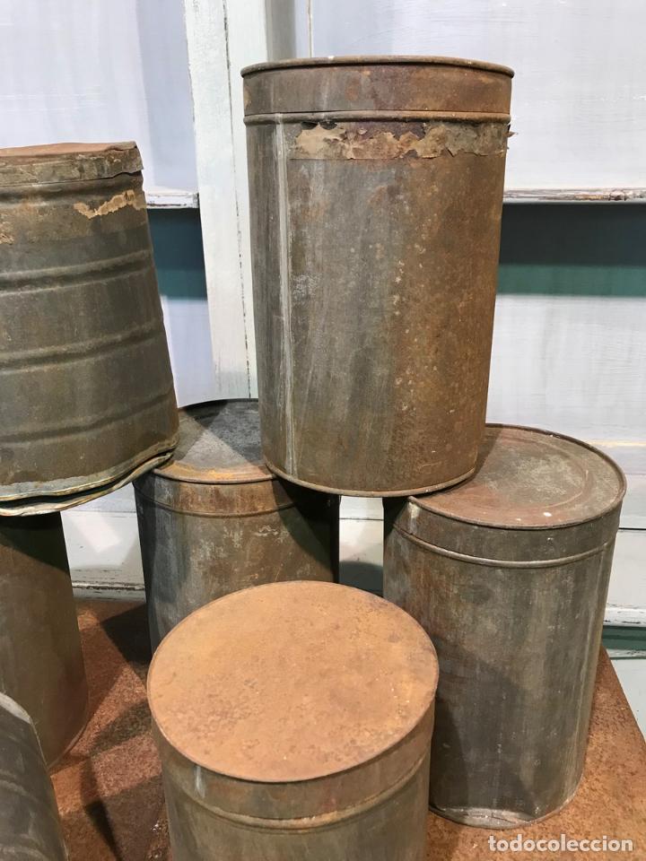 Antig&uuml;edades: Antiguos Botes Metalicos - Foto 2