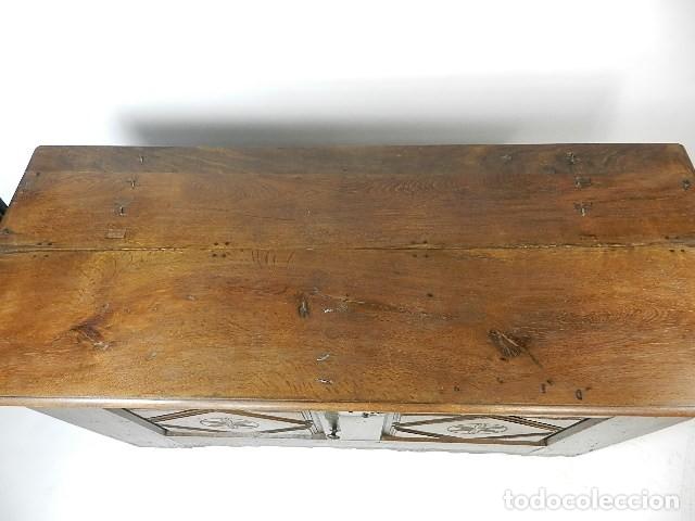 Antig&uuml;edades: ANTIGUO ARCON ARCA DE ROBLE s.XVIII - Foto 2