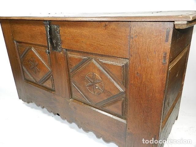 Antig&uuml;edades: ANTIGUO ARCON ARCA DE ROBLE s.XVIII - Foto 3