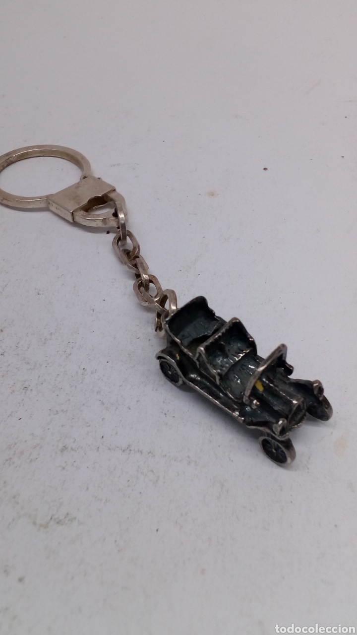 Antig&uuml;edades: Llavero de plata - Foto 1