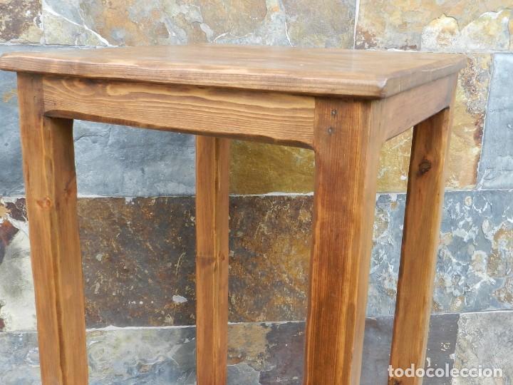 Antig&uuml;edades: MESA ALTA EN MADERA DE PINO - Foto 5