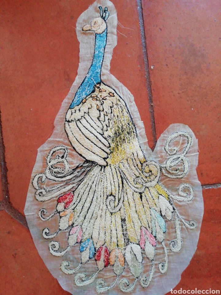 Antig&uuml;edades: Bordado pavo real - Foto 4