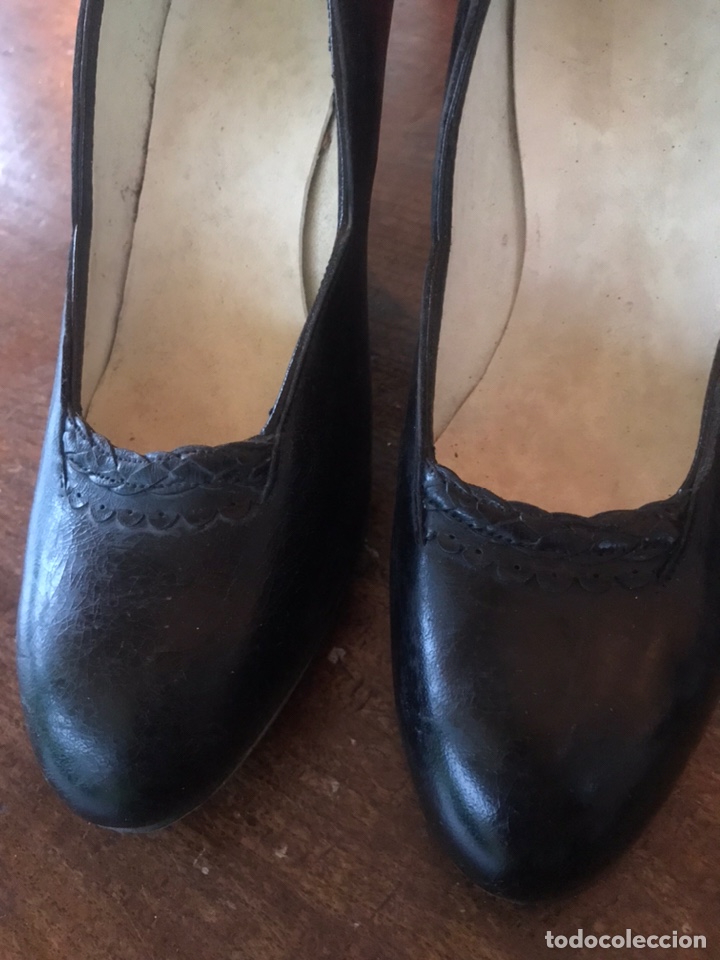 Antig&uuml;edades: Zapatos mujer - Foto 2