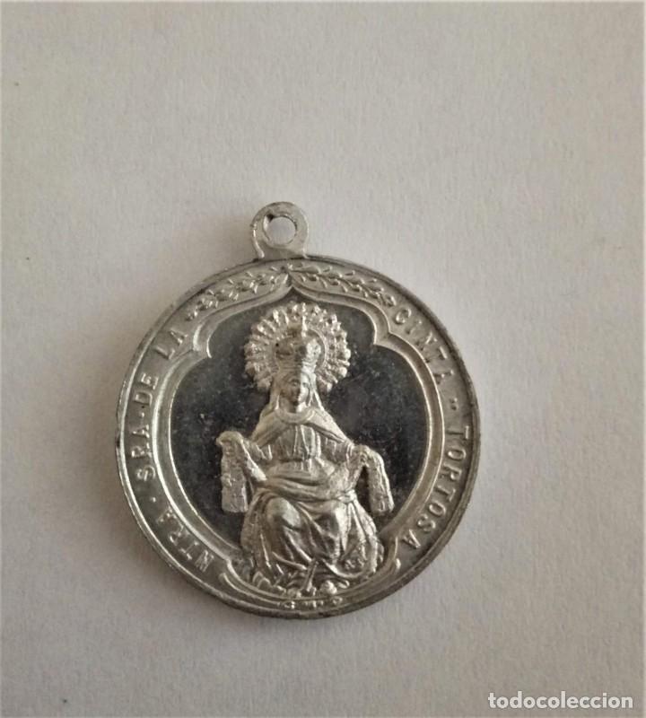 Antig&uuml;edades: Medalla Virgen de la Cinta - Foto 2