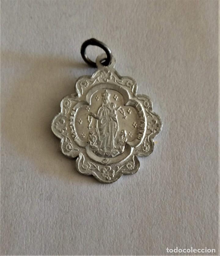 Antig&uuml;edades: Medalla Virgen del Rosario - Foto 2