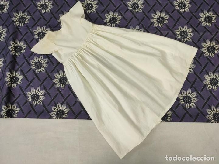 Antig&uuml;edades: ANTIGUO VESTIDO DE NI&Ntilde;O - Foto 1