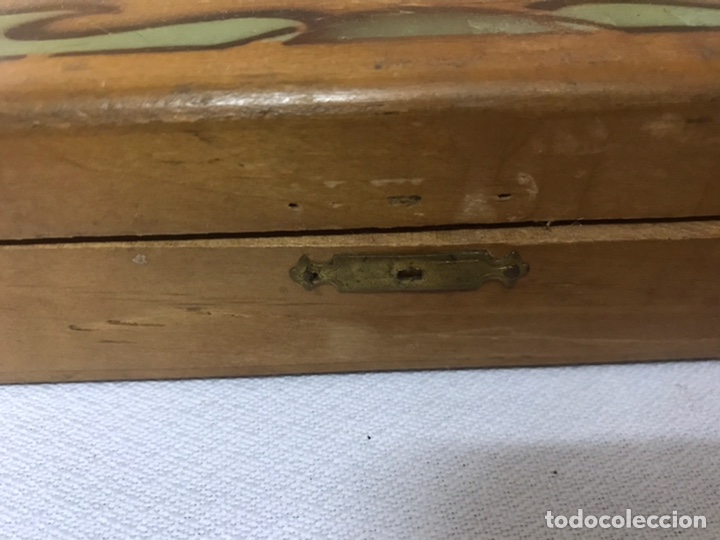 Antig&uuml;edades: Estuche de labores madera - Foto 2