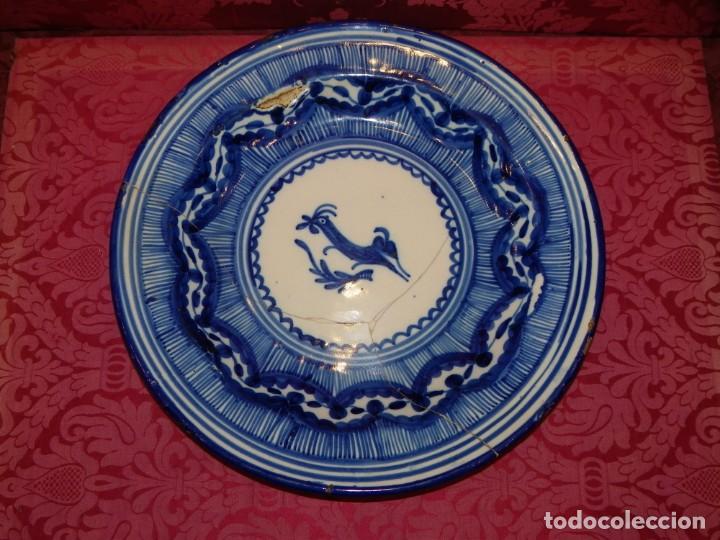 Antig&uuml;edades: Plato Manises siglo XIX - Foto 1