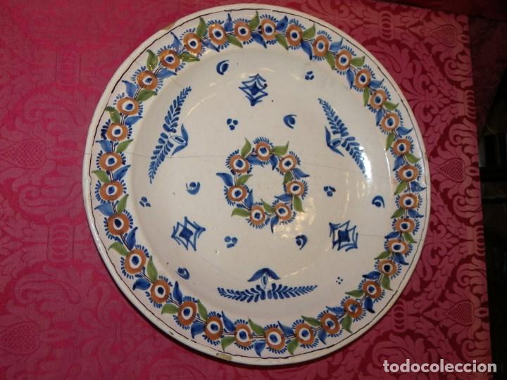 Antig&uuml;edades: Plato Manises siglo XIX - Foto 2