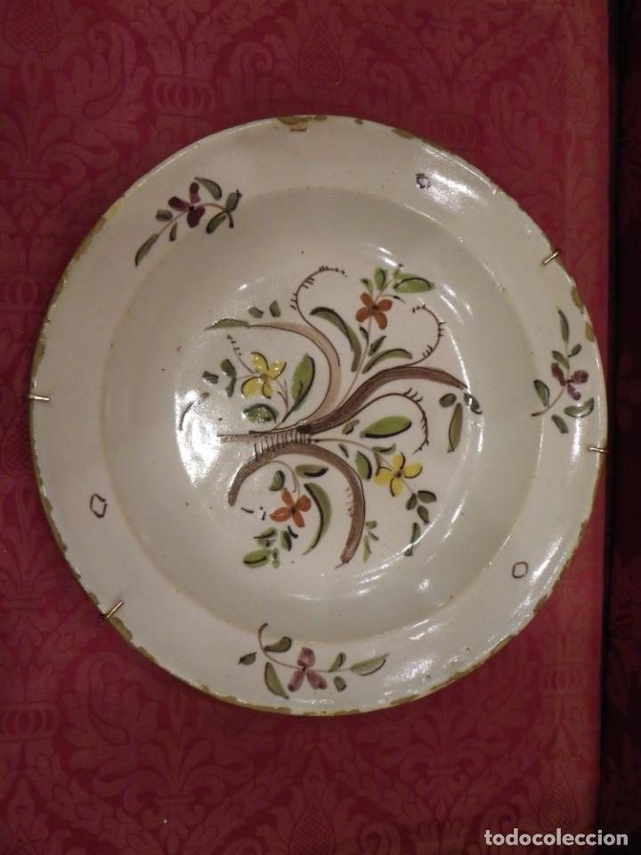 Antig&uuml;edades: Plato antiguo de Manises - Foto 2