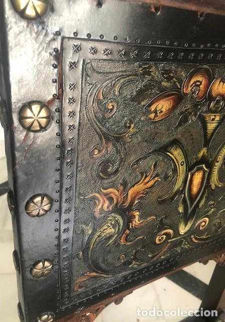 Antig&uuml;edades: Seis sillas estilo renacimiento - Foto 15