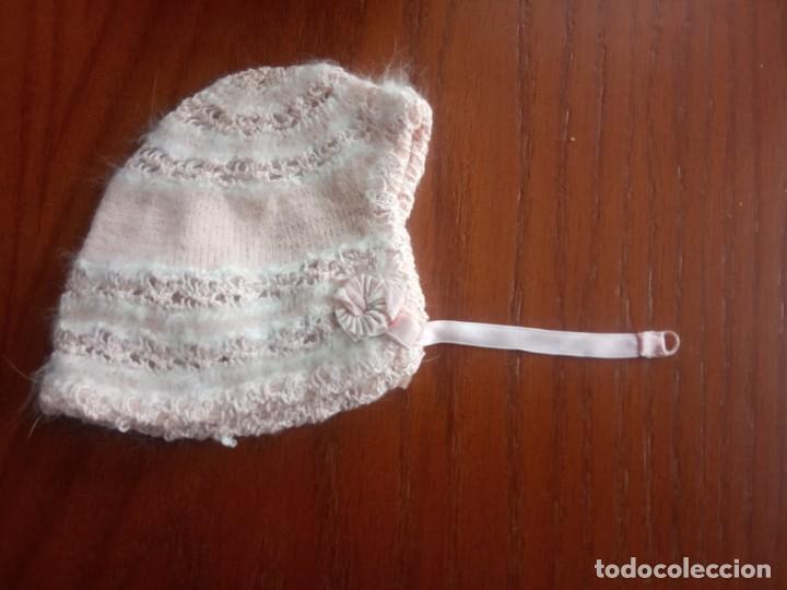 Antig&uuml;edades: GORRO DE BEBE DE ALGODON Y GANCHILLO EN COLOR ROSA - Foto 3