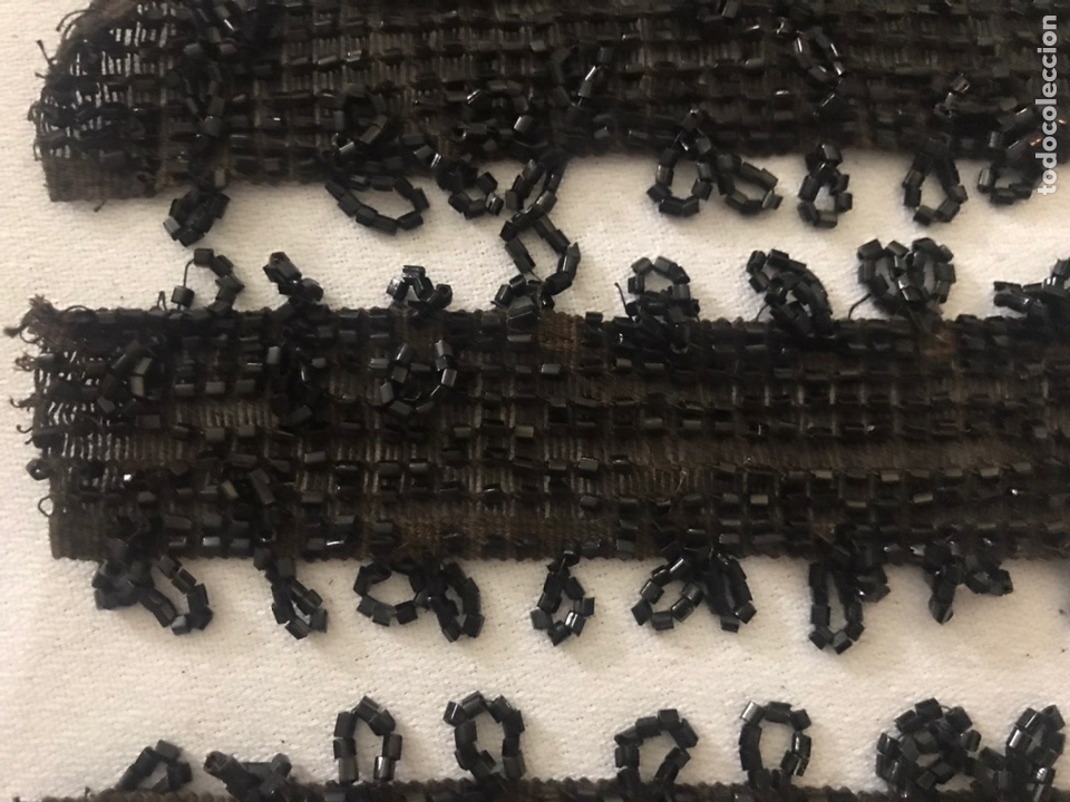 Antig&uuml;edades: Cenefas bordadas abalorios - Foto 2