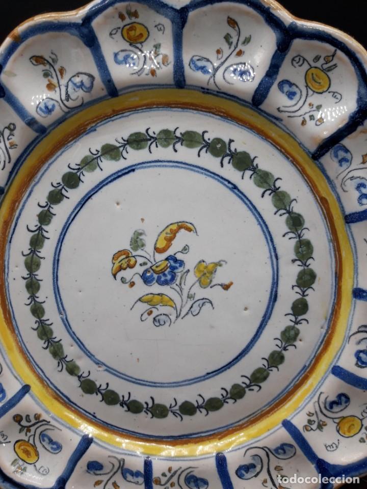 Antig&uuml;edades: Plato cer&aacute;mica de Talavera - Foto 2