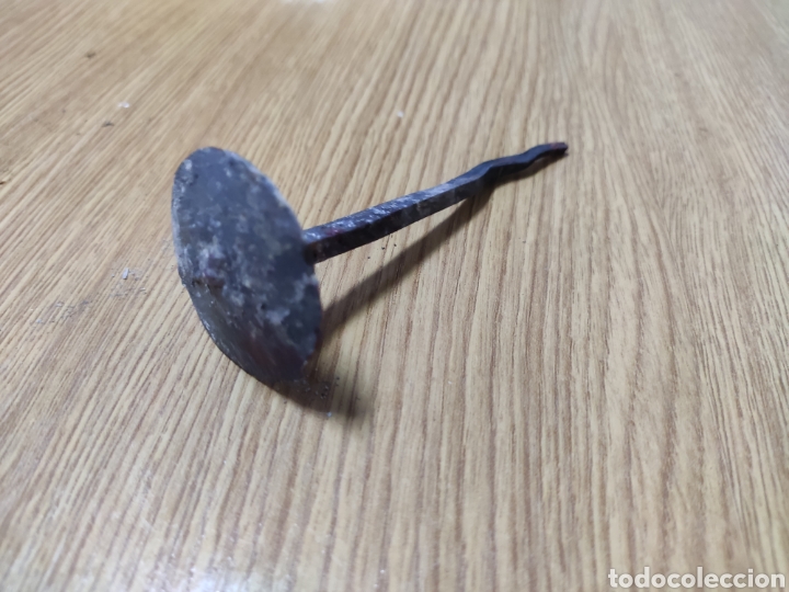 Antig&uuml;edades: Clavos antiguos forja - Foto 1