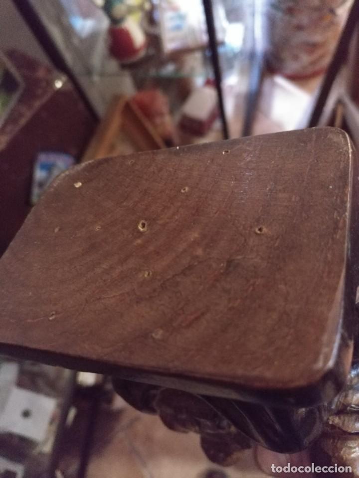 Antig&uuml;edades: Moreneta madera de una santera - Foto 2