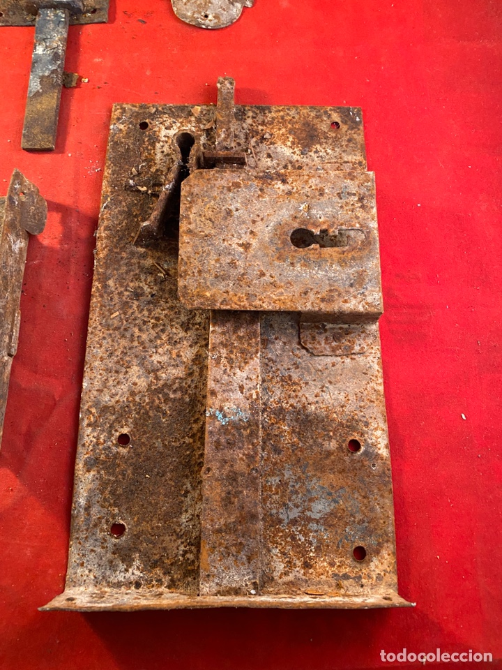 Antig&uuml;edades: Lote antiguas cerradoras - Foto 2