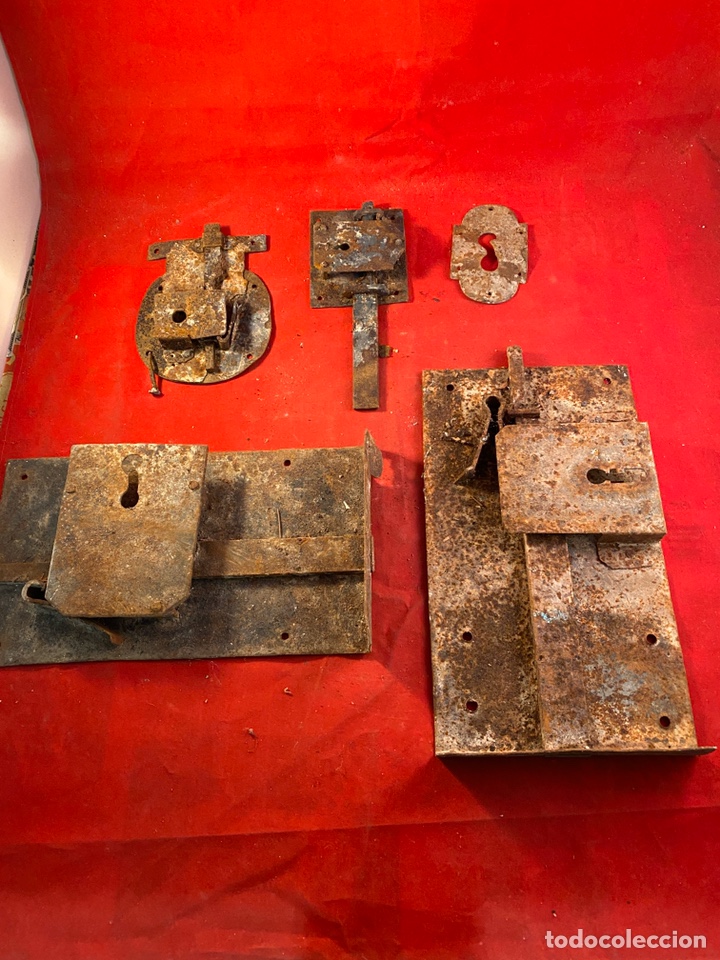 Antig&uuml;edades: Lote antiguas cerradoras - Foto 1