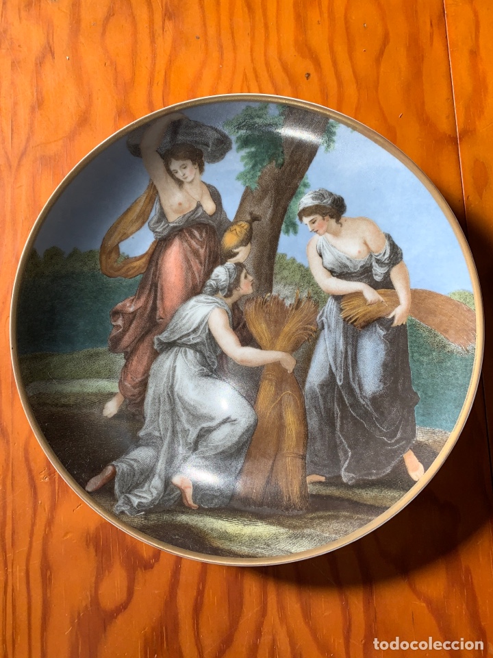 Antig&uuml;edades: Plato de porcelana de capeans - Foto 2