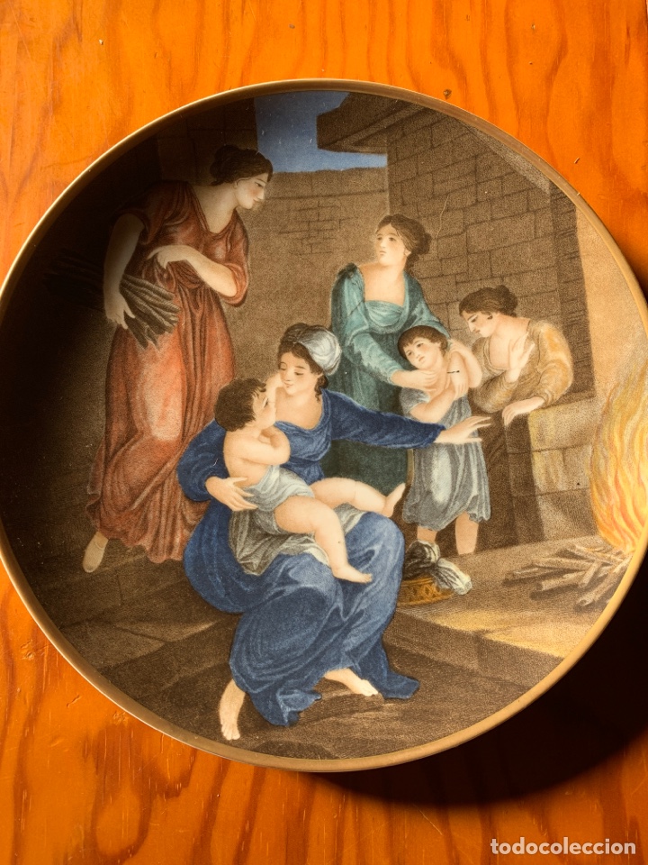 Antig&uuml;edades: Plato de porcelana de capeans - Foto 2