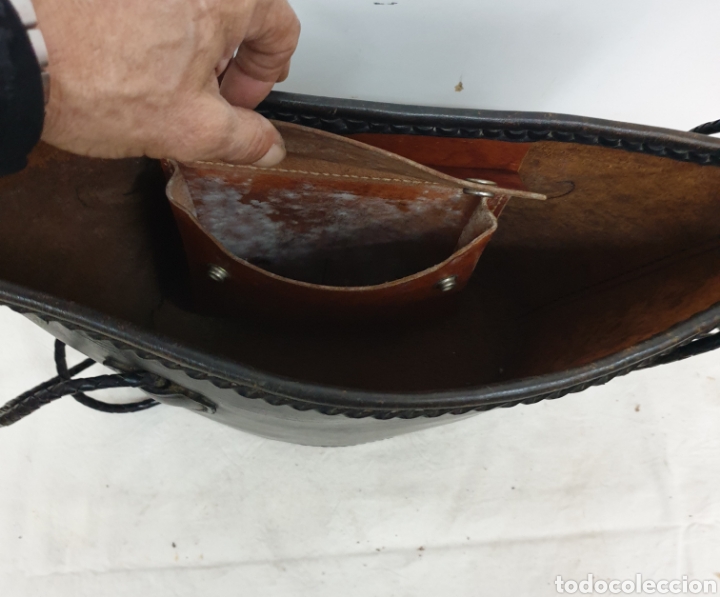 Antig&uuml;edades: Bolso de cuero - Foto 5